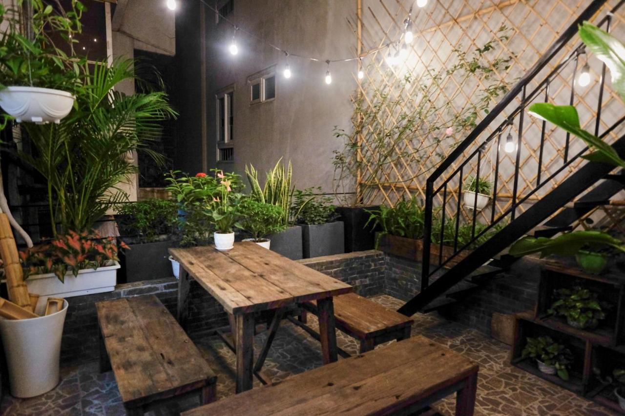 The Gallery Homestay - By Pegasy Group Ханой Екстер'єр фото